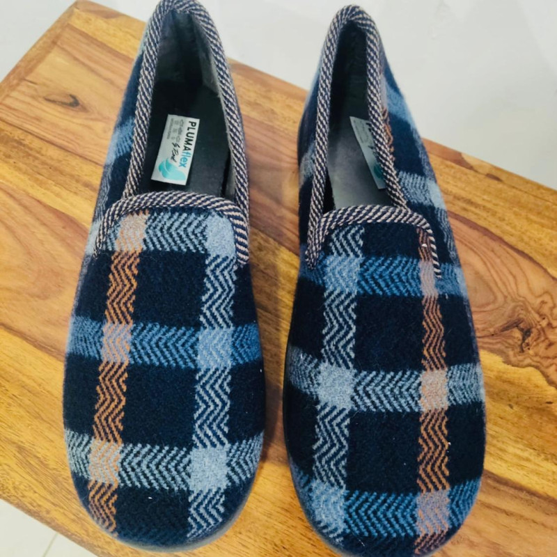 Zapatilla de casa COPETE cerrada - PlumaFlex cuadro azul marino