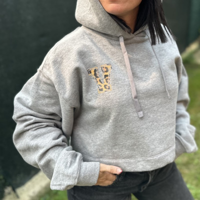 Sudadera CROP TOP -Inicial y/o nombre pequeño - personalizable