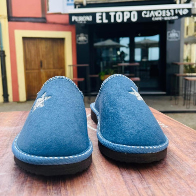 Zapatilla de casa LEILA descalza - azul