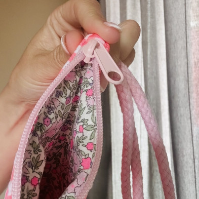 Mini bolso plano MARVE vichy rosa flúor - personalizable