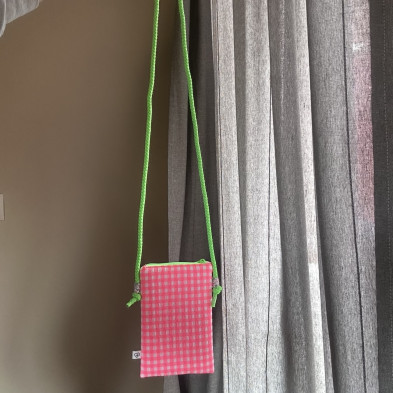 Mini bolso plano MARVE vichy rosa flúor - personalizable