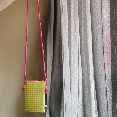 Mini bolso plano MARVE vichy Amarillo flúor - personalizable