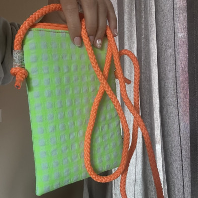 Mini bolso plano MARVE vichy verde flúor - personalizable