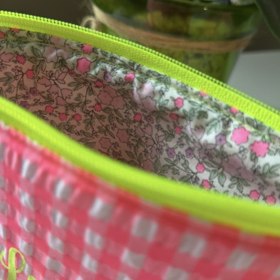 Neceser PYRA talla M- vichy rosa fluor + flores rosa fluor - personalizable