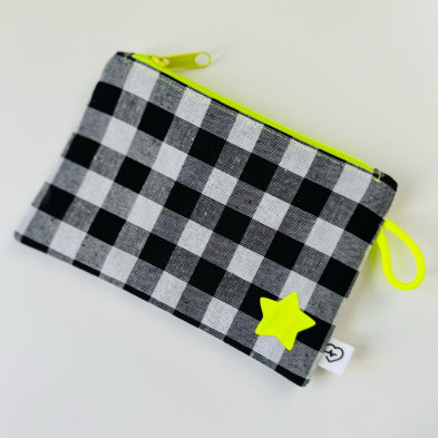 Monedero MARVE XL - vichy rosa fluor + flores