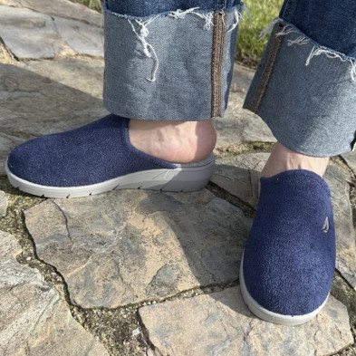 Zapatilla de casa descalza media cuña SAFARI Plumaflex azul marino