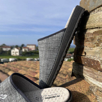 Zapatilla de casa JORDAN - Plumaflex - descalza gris