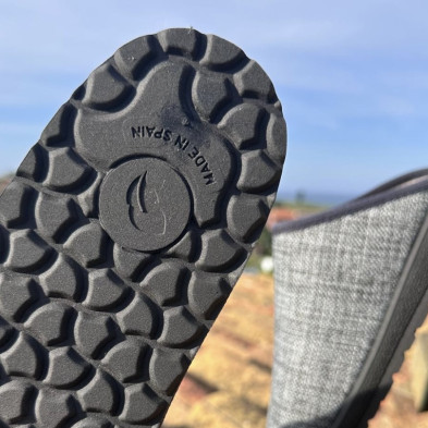 Zapatilla de casa JORDAN - Plumaflex - descalza gris