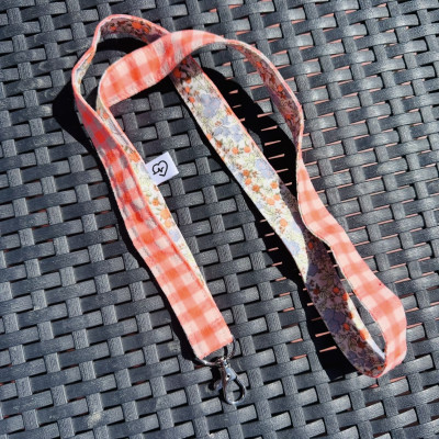 Cuelga móvil MARVE vichy naranja flúor - personalizable