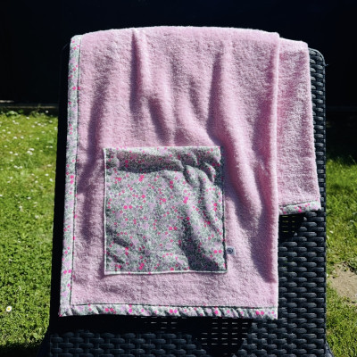 Toalla de playa - FLOWERS - rizo rosa