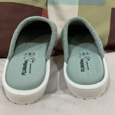 Zapatilla de casa YUKI - Plumaflex descalza - kaki