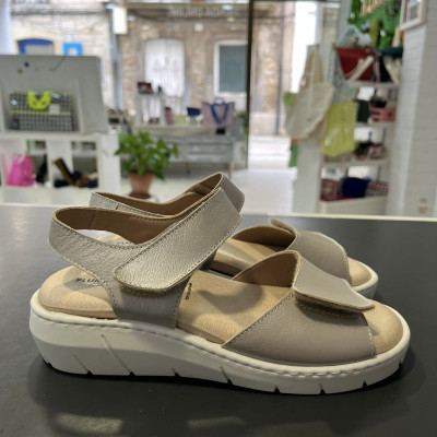 Sandalia JADIR - abierta con velcro - beig