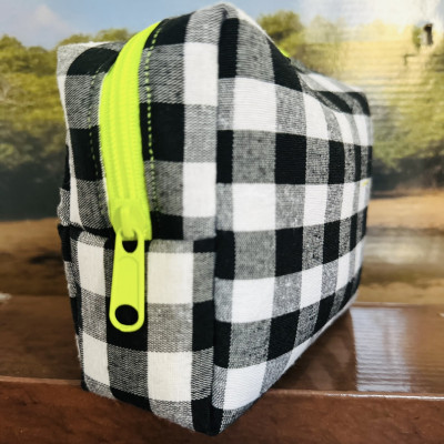 Neceser box MARVE - vichy negro + impermeable amarillo fluor - personalizable