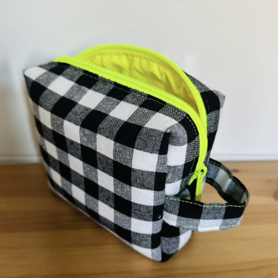 Neceser box MARVE - vichy negro + impermeable amarillo fluor - personalizable