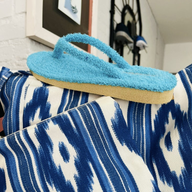 Zapatillas de casa DUKE tipo chancla - azul rizo