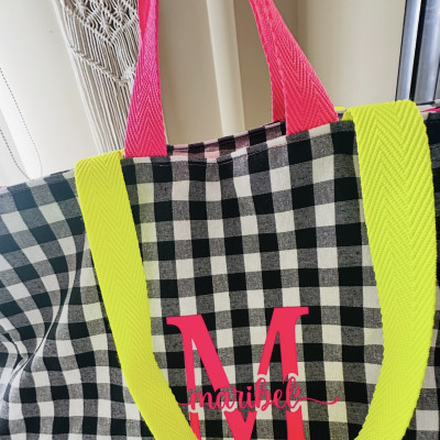 Totebag XL MARVE - vichy negro + flúor - personalizable