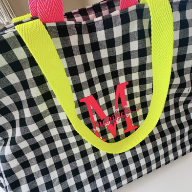 Totebag XL MARVE - vichy negro + flúor - personalizable