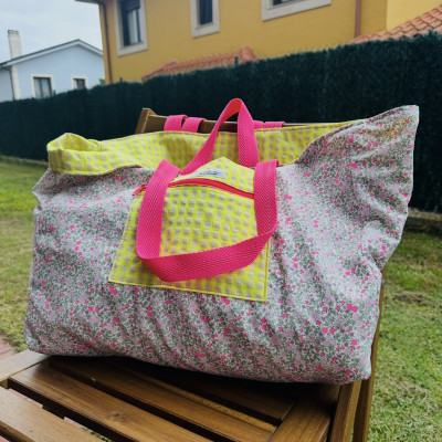 Totebag XL MARVE - vichy amarillo fluor + flor fluor -REVERSIBLE- personalizable
