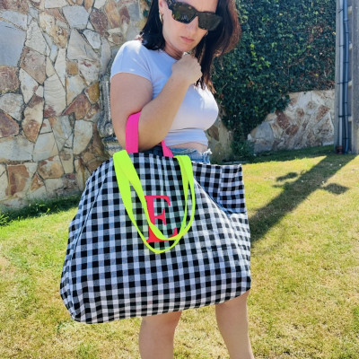 Totebag XL MARVE - vichy negro + flúor - personalizable