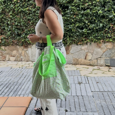 Totebag XL MARVE - vichy verde fluor + flor fluor -REVERSIBLE- personalizable