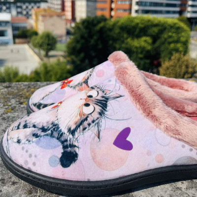 Zapatilla de casa GATITO - Plumaflex gris y rojo
