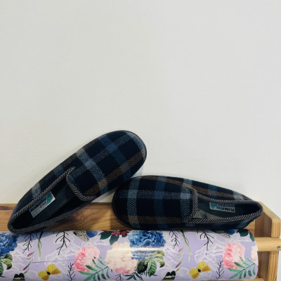 Zapatilla de casa COPETE cerrada - PlumaFlex cuadro marino