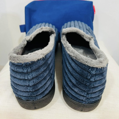 Zapatilla de casa COPETE PANA cerrada - PlumaFlex marino