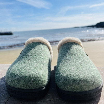Zapatilla de casa RAINRAW Plumaflex - verde - descalza