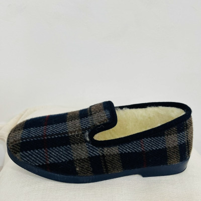 Zapatillas de casa LOLO - cerrada - cuadro azul marino