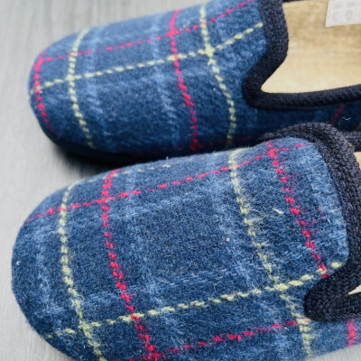 Zapatillas de casa SACHA - cerrada - cuadro clásico