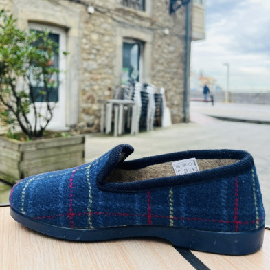 Zapatillas de casa SACHA - cerrada - cuadro clásico