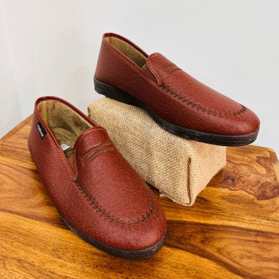 Zapatilla de calle TORO - marrón