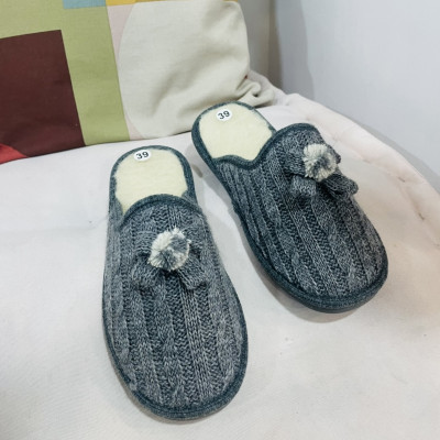 Zapatilla de casa abierta - gris