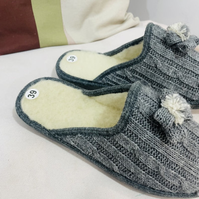 Zapatilla de casa abierta - gris