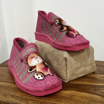 Zapatilla de casa infantil cerrada - dibujo oso
