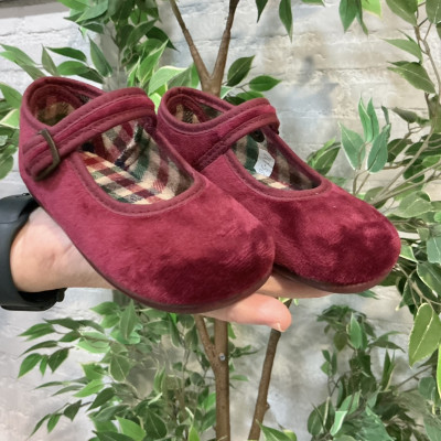 Zapatilla de casa mercedita - burdeos