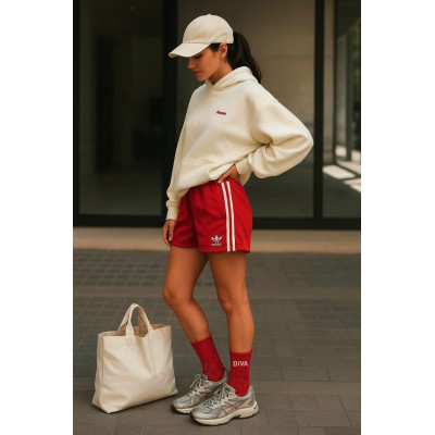 Calcetines mujer rojos con brillo y mensaje “Diva” | Originales