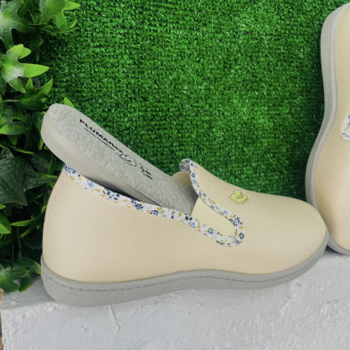 Zapatillas de casa PURE - cerrada Plumaflex beig