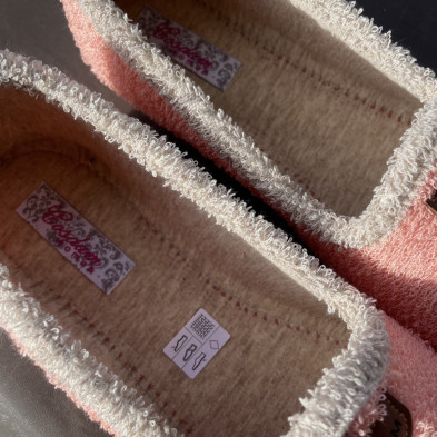 Zapatilla de casa VELEZ - cerrada rizo - coral