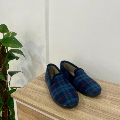 Zapatillas de casa SACHA - cerrada - cuadro clásico marino