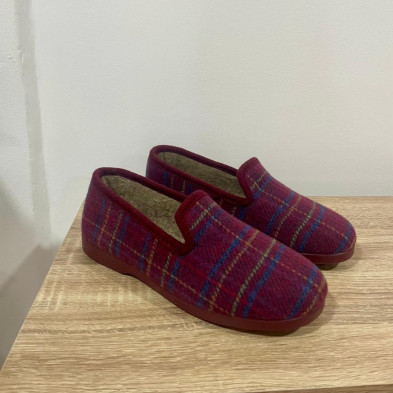 Zapatillas de casa SACHA - cerrada - cuadro clásico burdeos