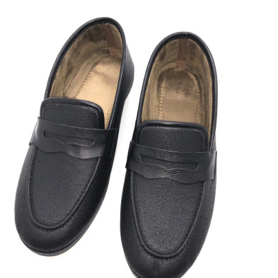 Zapatilla de calle - negro