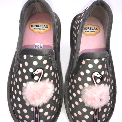 Zapatilla de casa BioRelax - cerrada - Flamenco + pompón - Gris y rosa