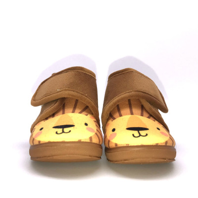 Zapatilla de casa bota y velcro - León camel