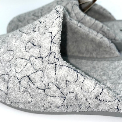 Zapatilla de casa HEART - descalza gris