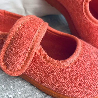 Zapatilla de casa DARIA - Cerrada con velcro - coral