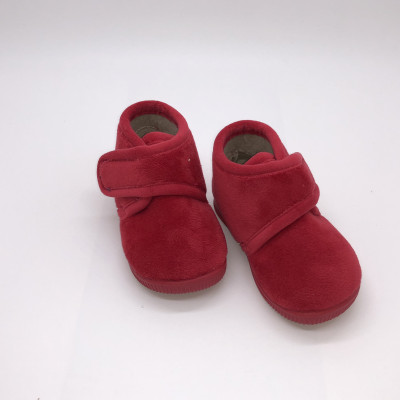 Zapatilla de casa infantil de bota con velcro - roja