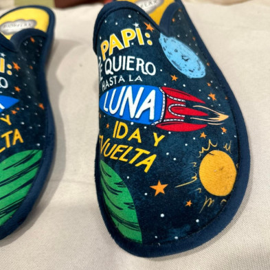 Zapatilla de casa Papá LUNA abierta - dibujo azul marino