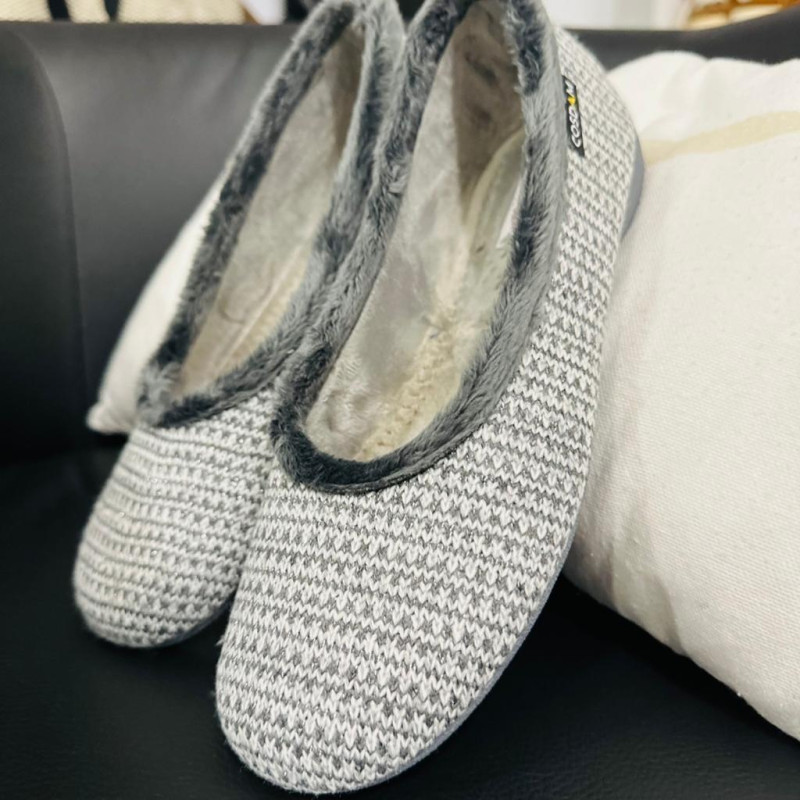 Zapatilla de casa SELMA cerrada francesita gris