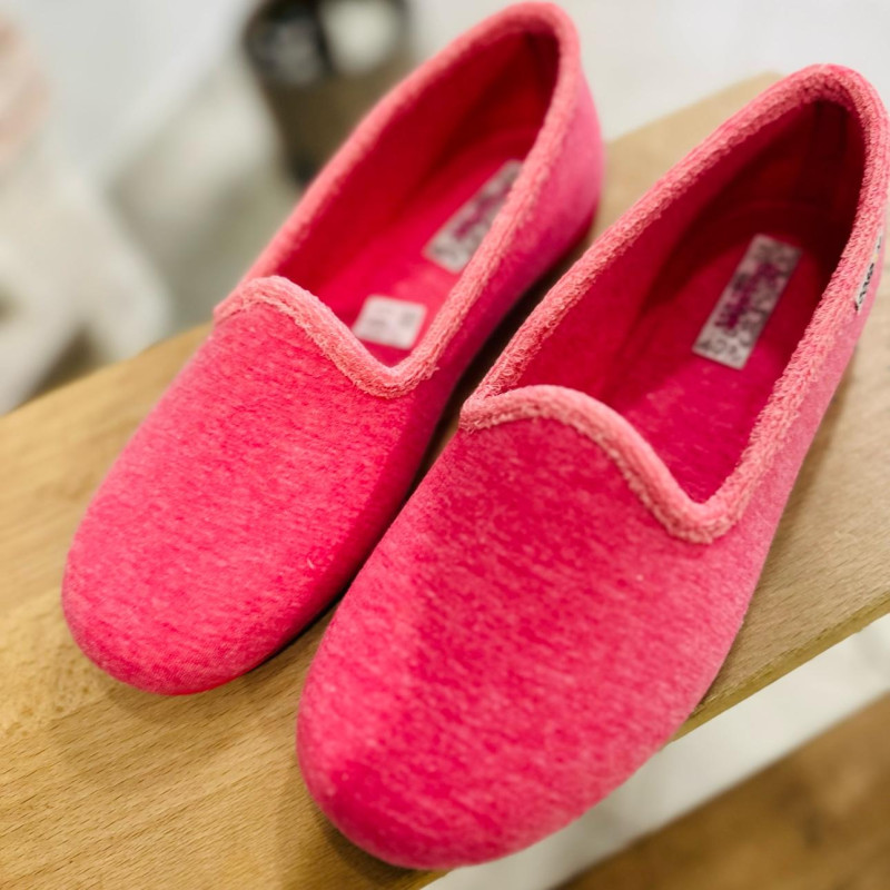 Zapatilla de casa MARION - cerrada fucsia